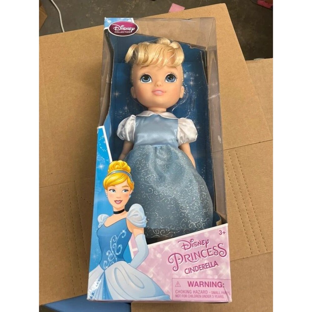 Disney Cinderella Princess doll NEW